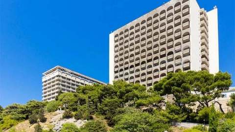 Корпуса 10 и 11