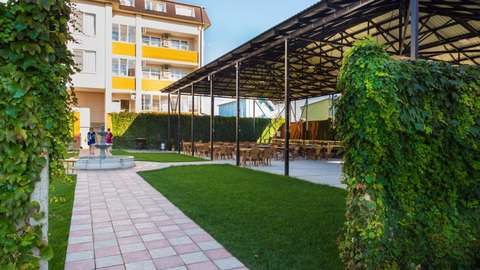 Корпус № 1 и крытая площадка