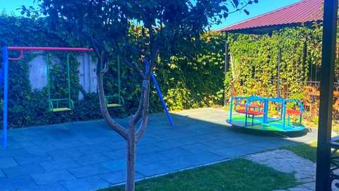 Территория и беседки