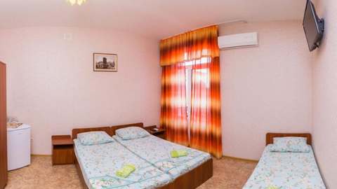 3-местный «Делюкс» с французским балконом (корпус 2)