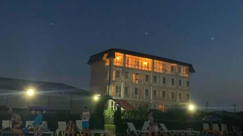 Бассейн вечером