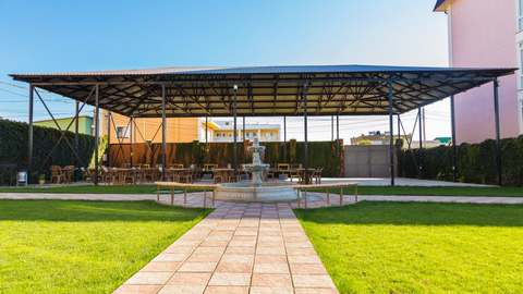 Крытая площадка № 1 (между корпусами 1 и 3, 264 кв. м)