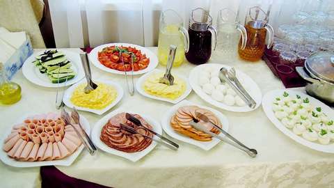 «Шведский стол» на завтрак