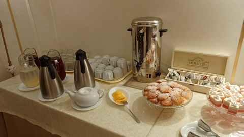 Завтрак в ресторане отеля