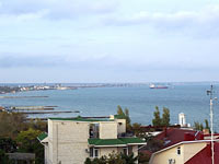 Вид на Феодосийский залив из номера гостиницы