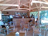 Кафе-бар пансионата на берегу моря