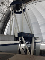 Под куполом телескопа
