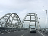 Крымский мост из окна автобуса