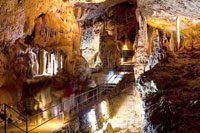Мраморная пещера на Чатыр-Даге